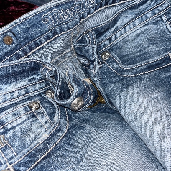 Miss me jeans size 25 and few 26s - Picture 3 of 10